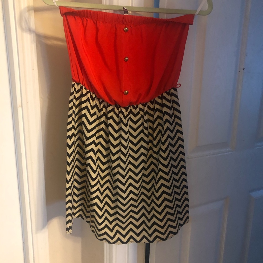 Strapless dress